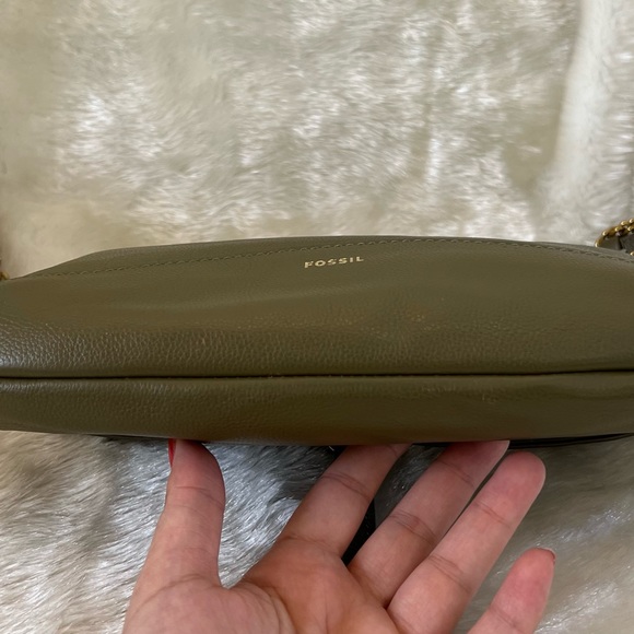 FOSSIL Crossbody - Picture 8 of 10